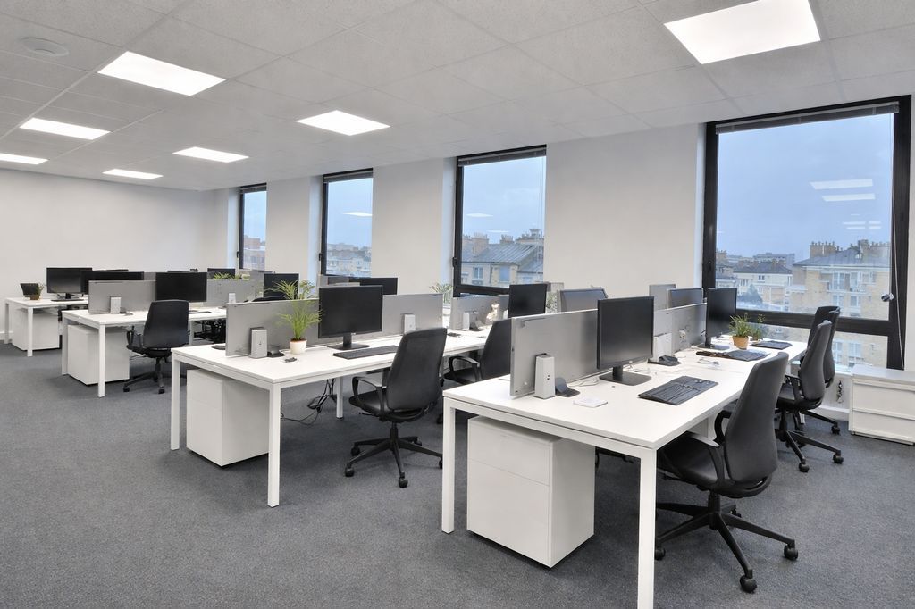 Location bureaux 326 m² non divisibles