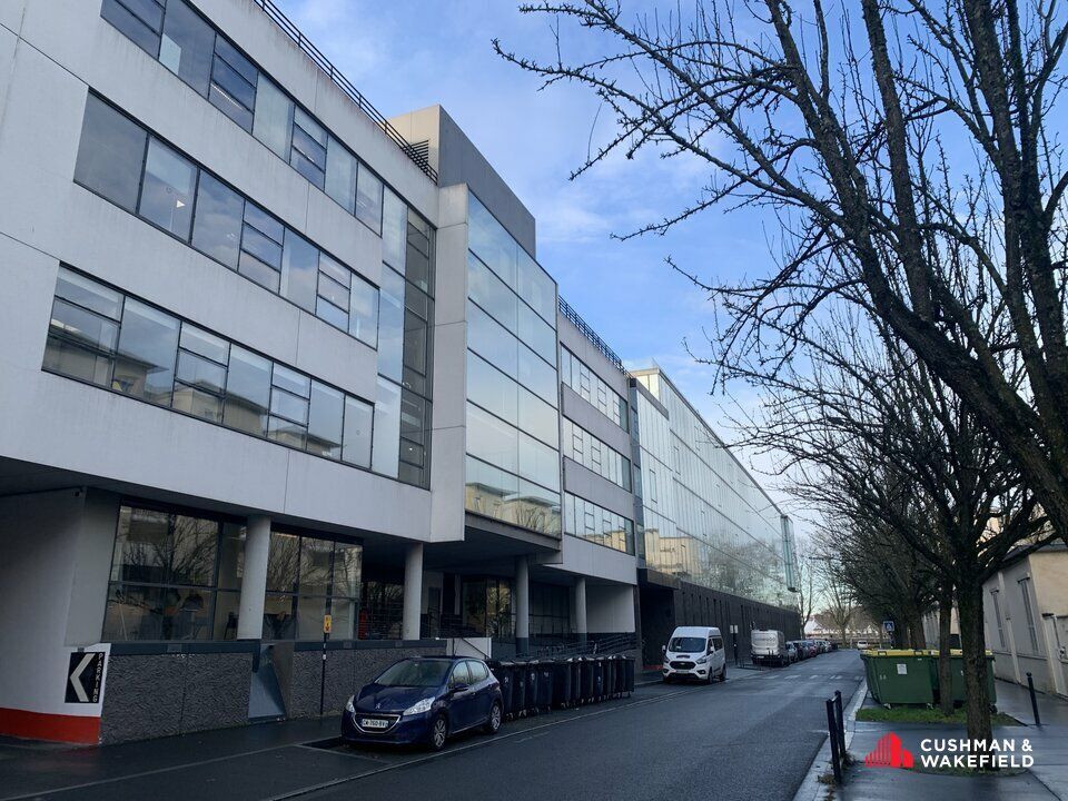 Location bureaux 372 m² non divisibles