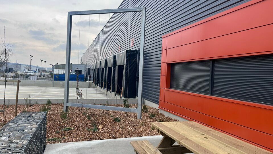 ENTREPÔTS LOGISTIQUE URBAINE A LOUER