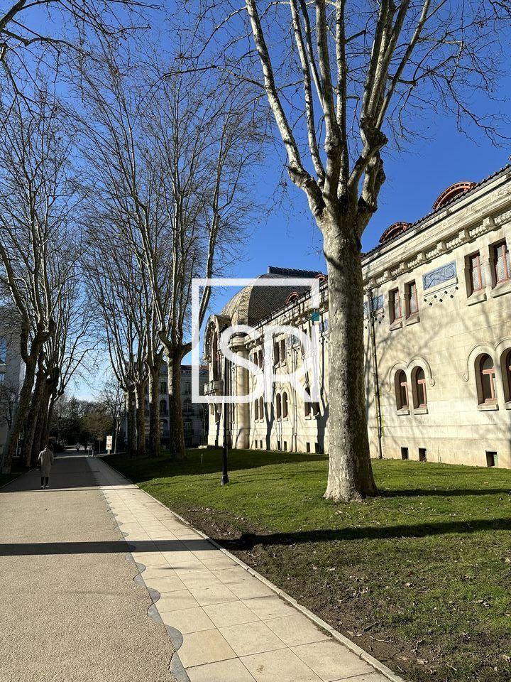 Vente fonds de commerce 63 m² non divisibles