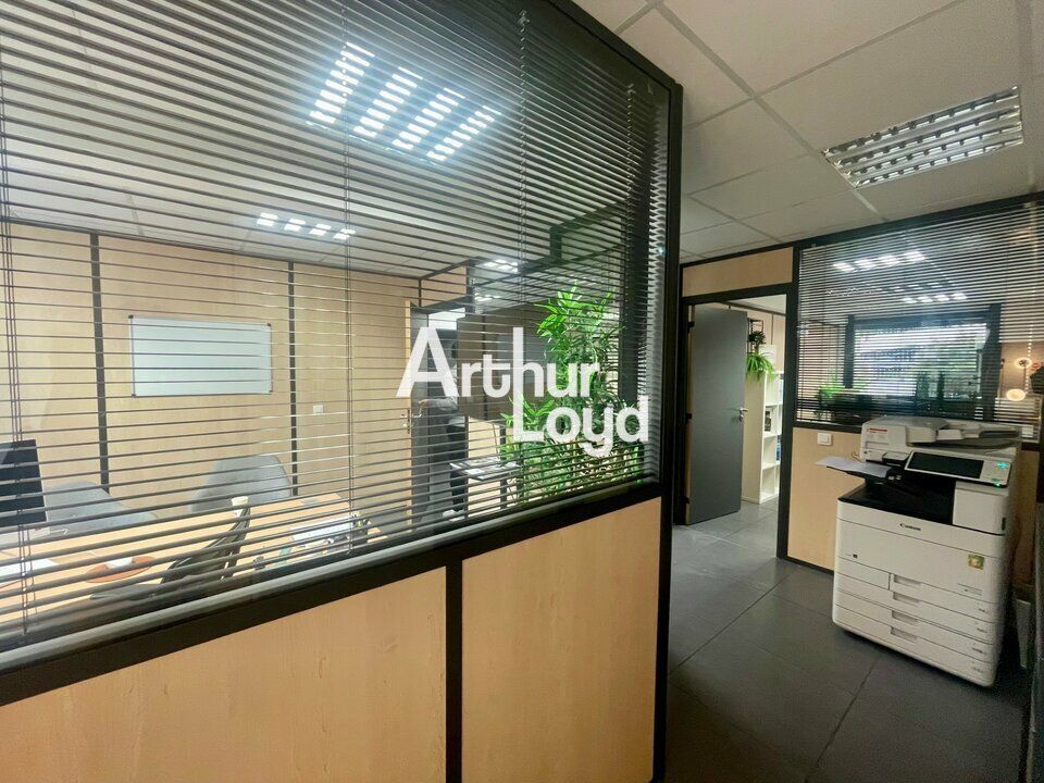 Location bureaux 107 m² non divisibles