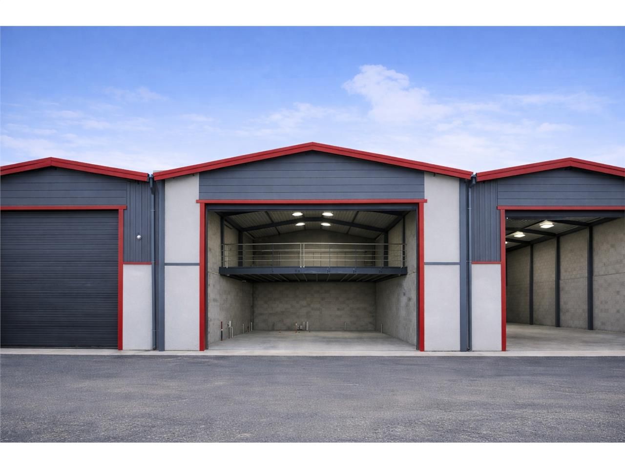 Vente local 725.00 m² à ANGLET