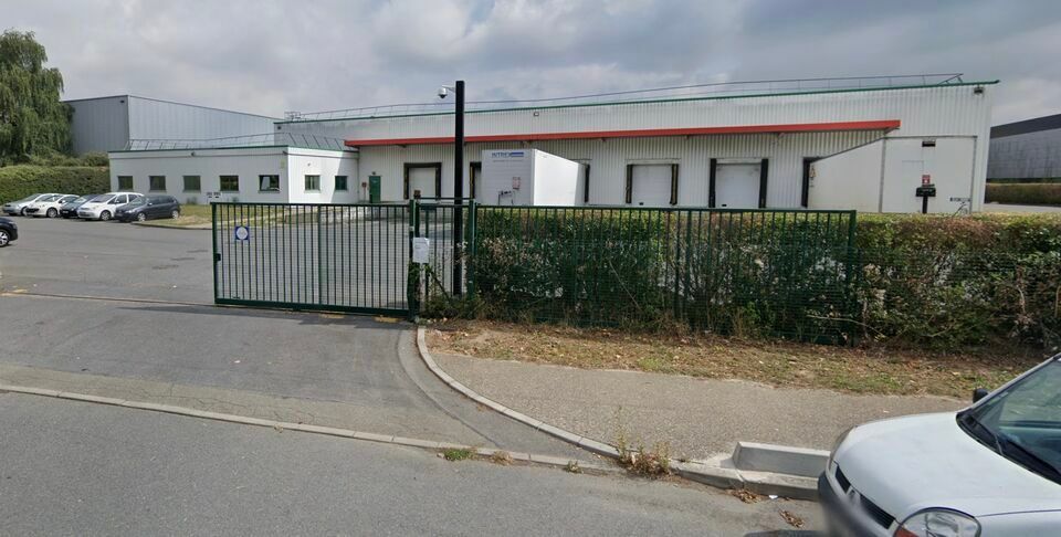 Location entrepot 2788 m² non divisibles