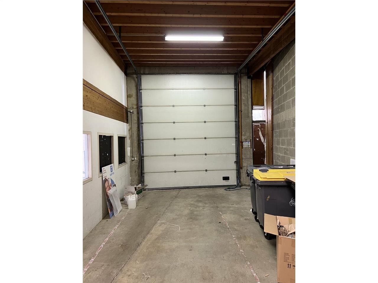 302 m² pour ce local d'activites en location à Goussainville