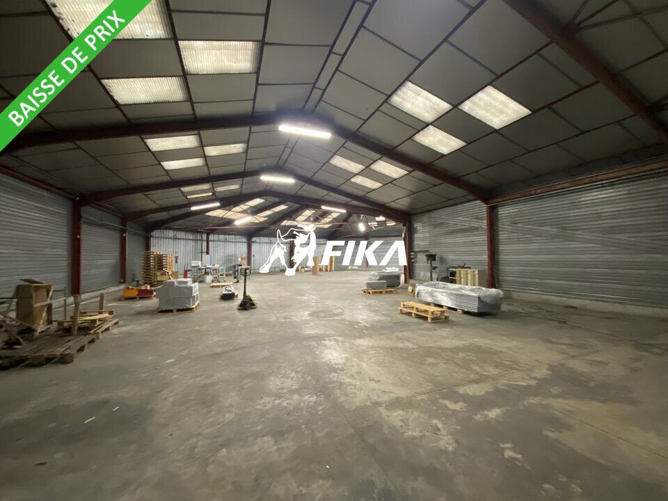 Vente local d''activites 1750 m² non divisibles