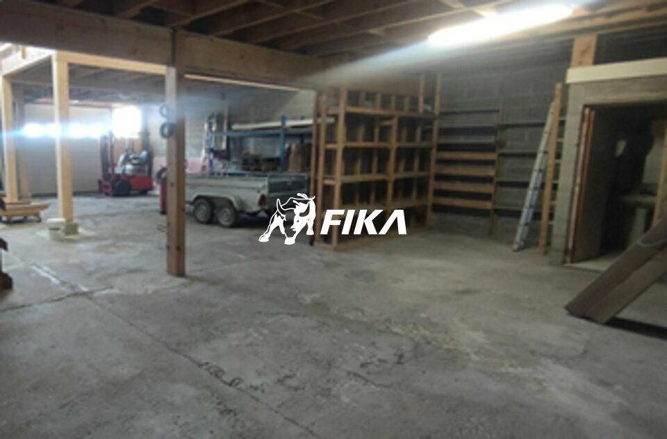 Vente local d''activites 470 m² non divisibles