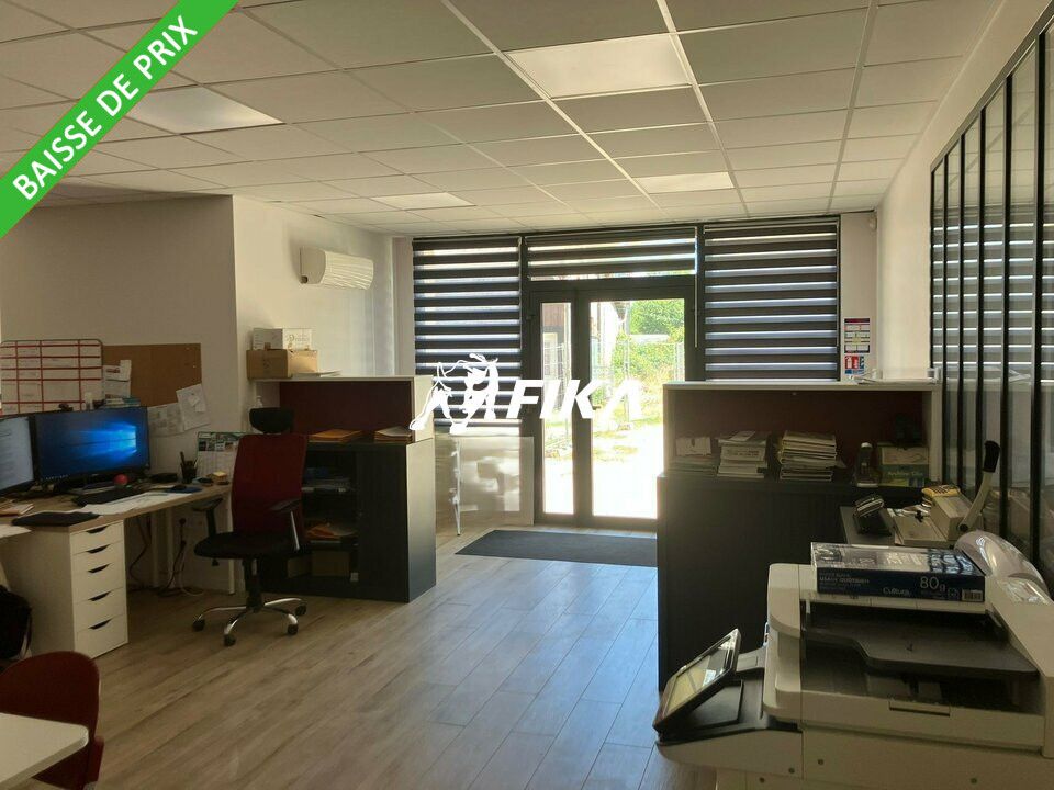 Vente entrepot 1200 m² non divisibles