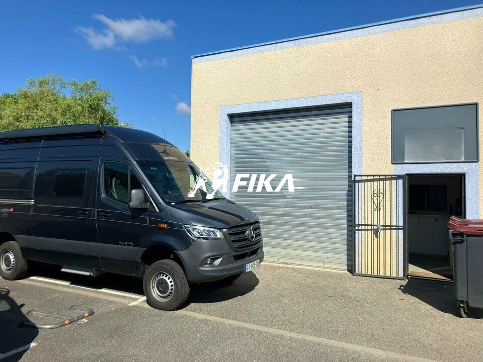 Vente local d''activites 120 m² non divisibles