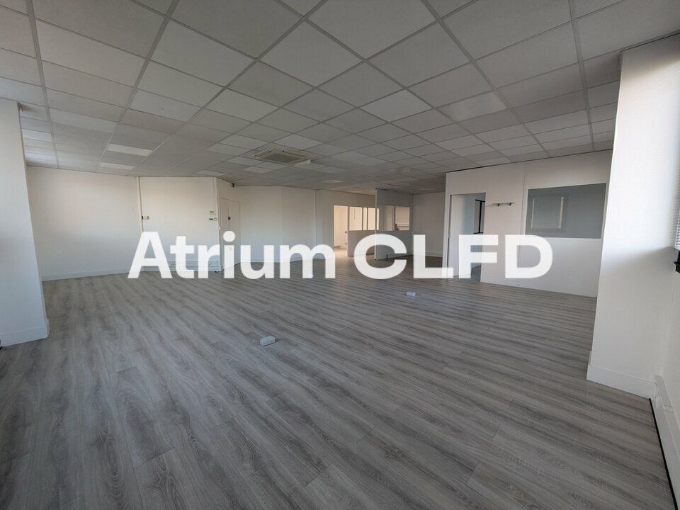 Location bureaux 160 m² non divisibles