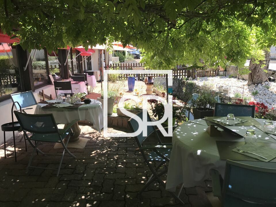 Vente fonds de commerce 280 m² non divisibles