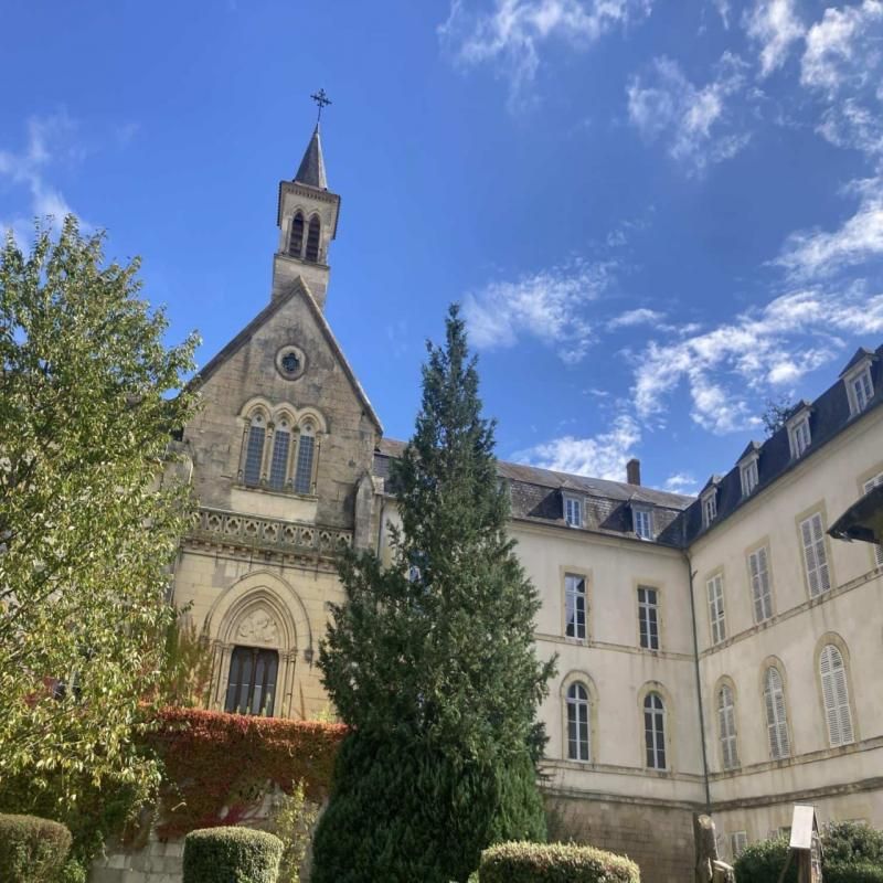 Vente entrepôts 3410 m² non divisibles