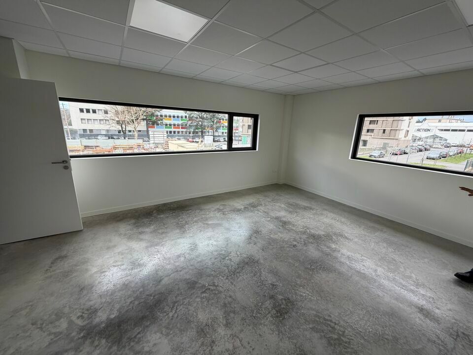 Locaux à la vente sur le secteur Valence Sud