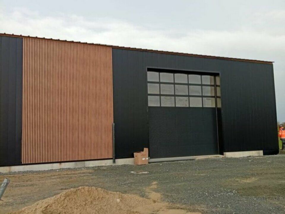 Location local d''activites 235 m² non divisibles