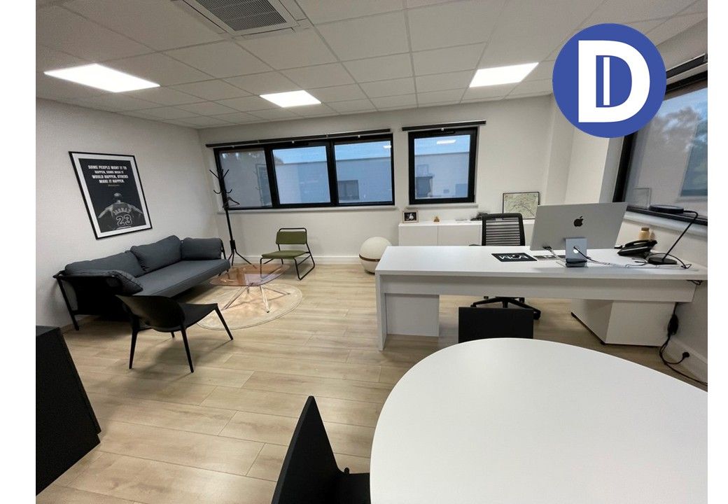 Vente activites 832.00 m² non divisibles