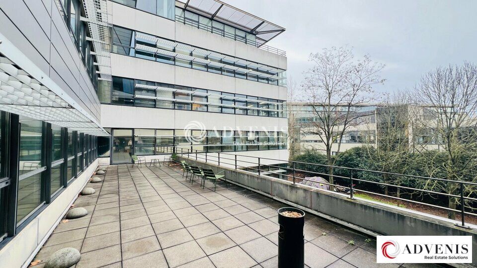 A LOUER - BUREAUX - 594 M² A PARTIR DE 223 M²