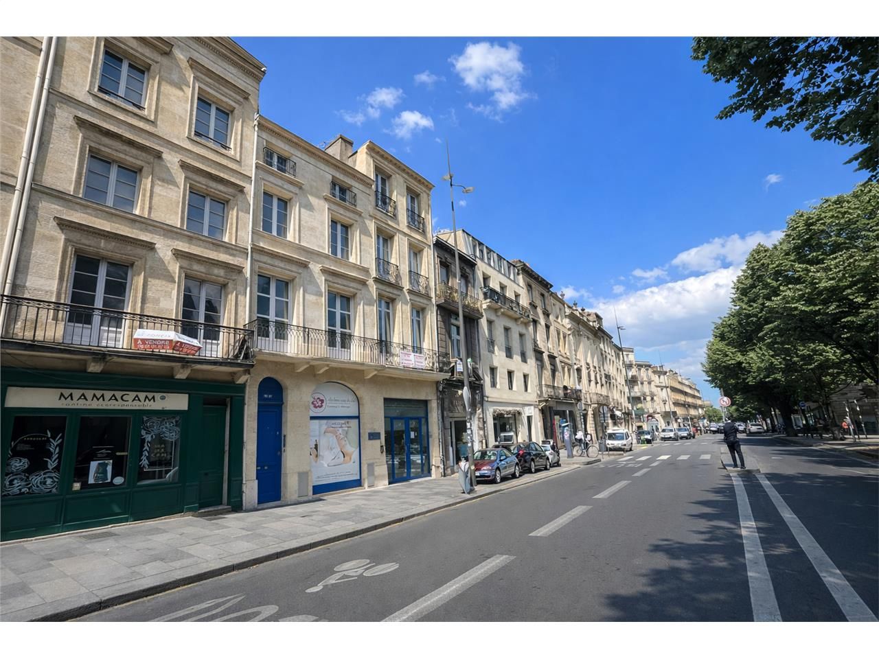 Vente local commercial 521.00 m² à BORDEAUX