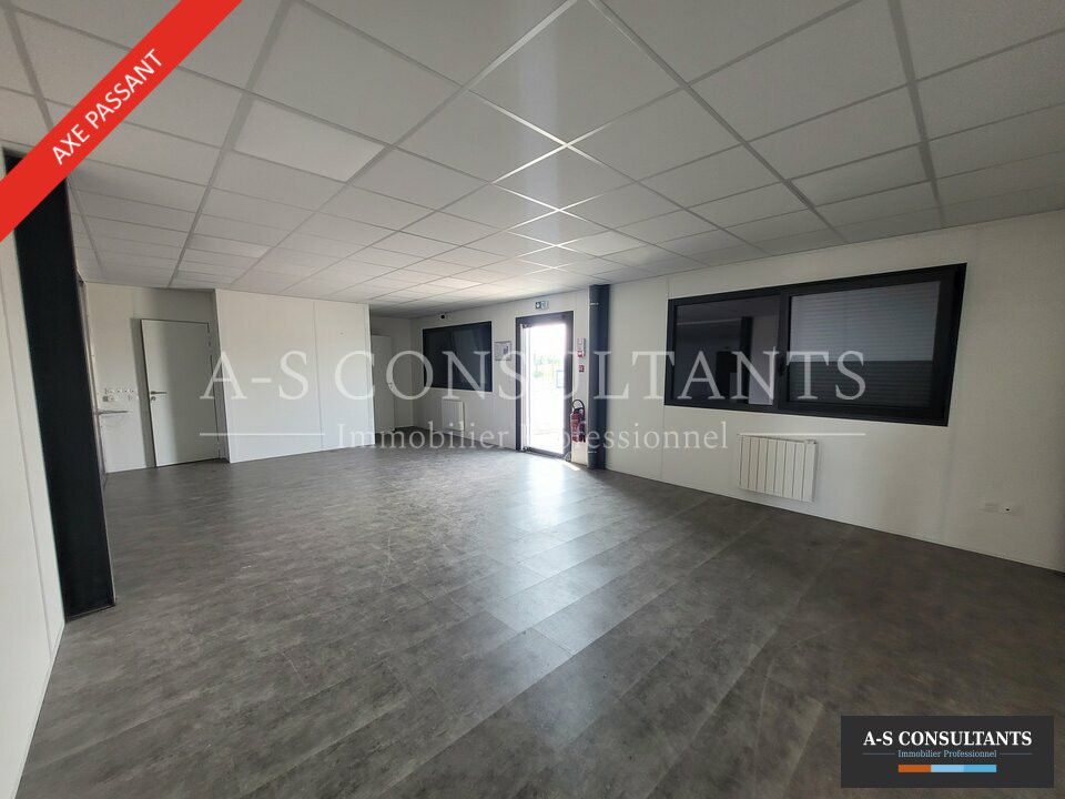 Location local d''activites 290 m² non divisibles