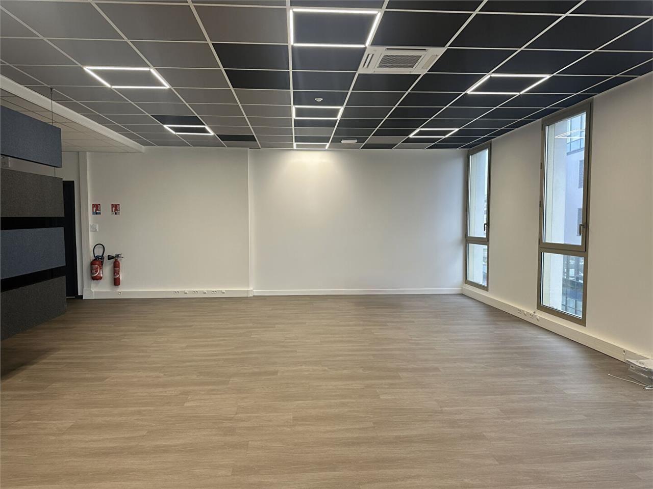 Location bureaux 241.77 m² à LE HAVRE