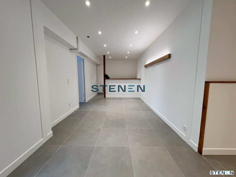 Location bureaux 153 m² non divisibles