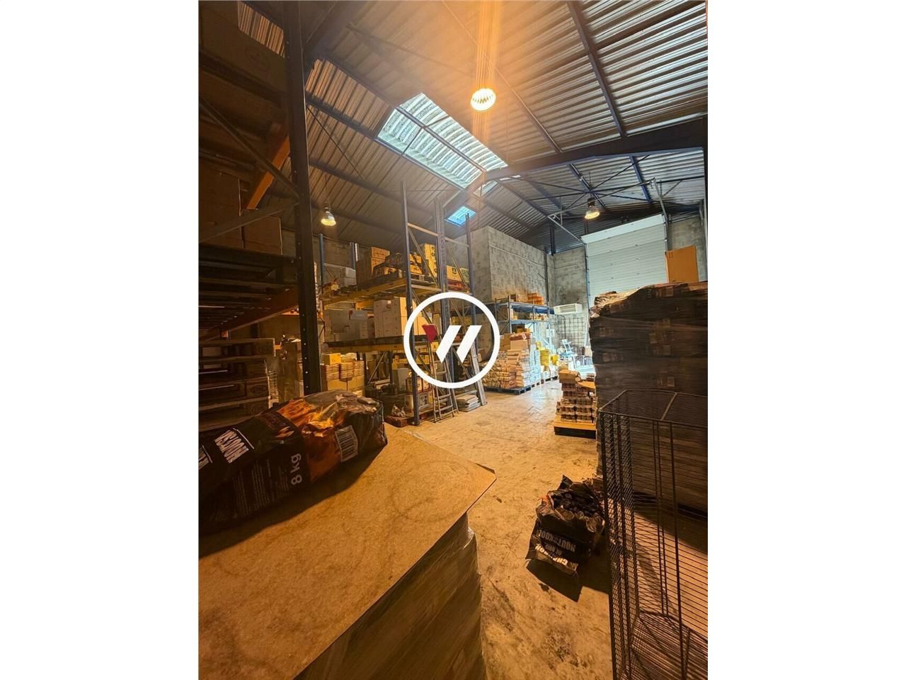 Local d'activité à louer 