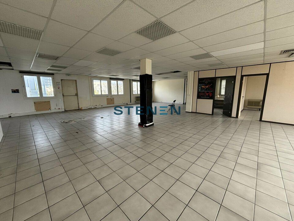 Location bureaux 200 m² non divisibles