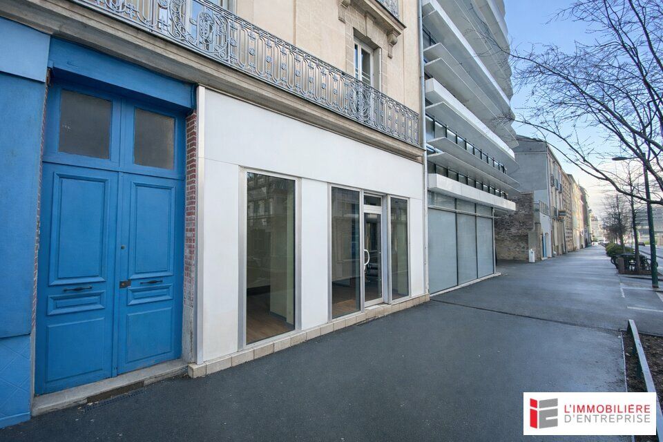 Location bureaux 45 m² non divisibles