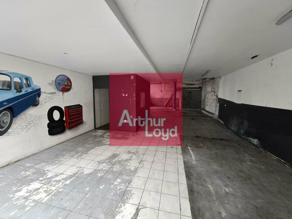 CLERMONT-FERRAND A VENDRE LOCAL COMMERCIAL 100 M²