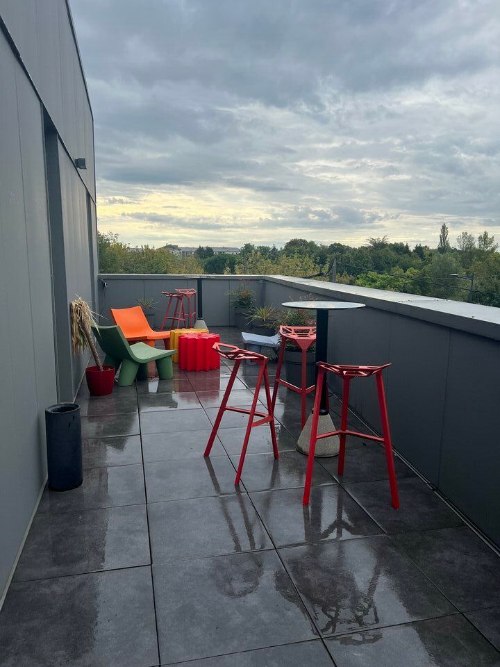 Location bureaux 147 m² non divisibles