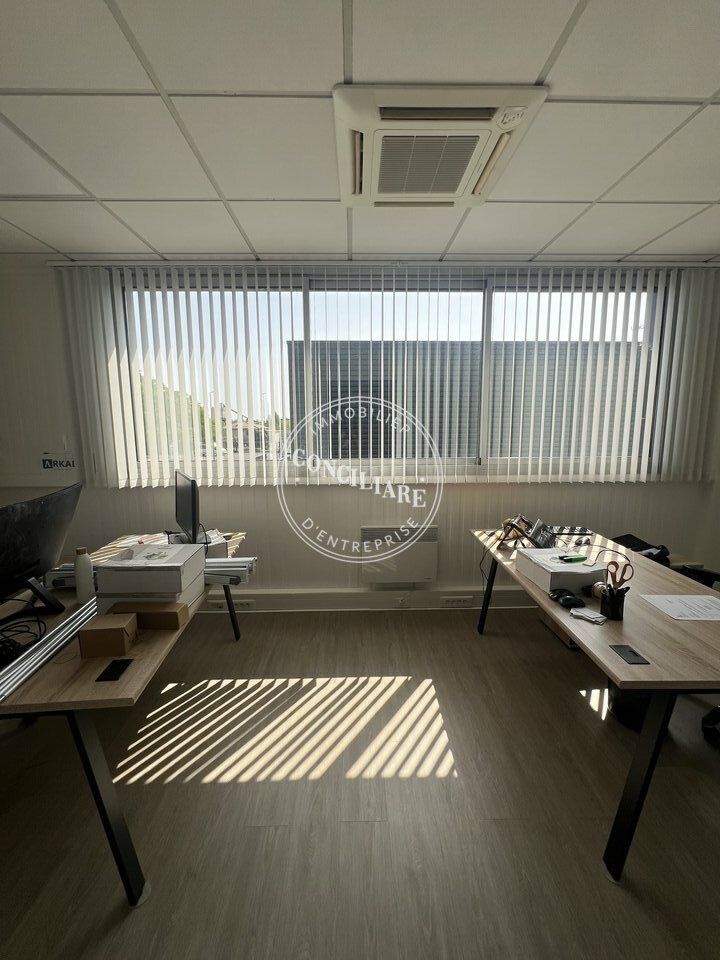 Location bureaux 55 m² non divisibles