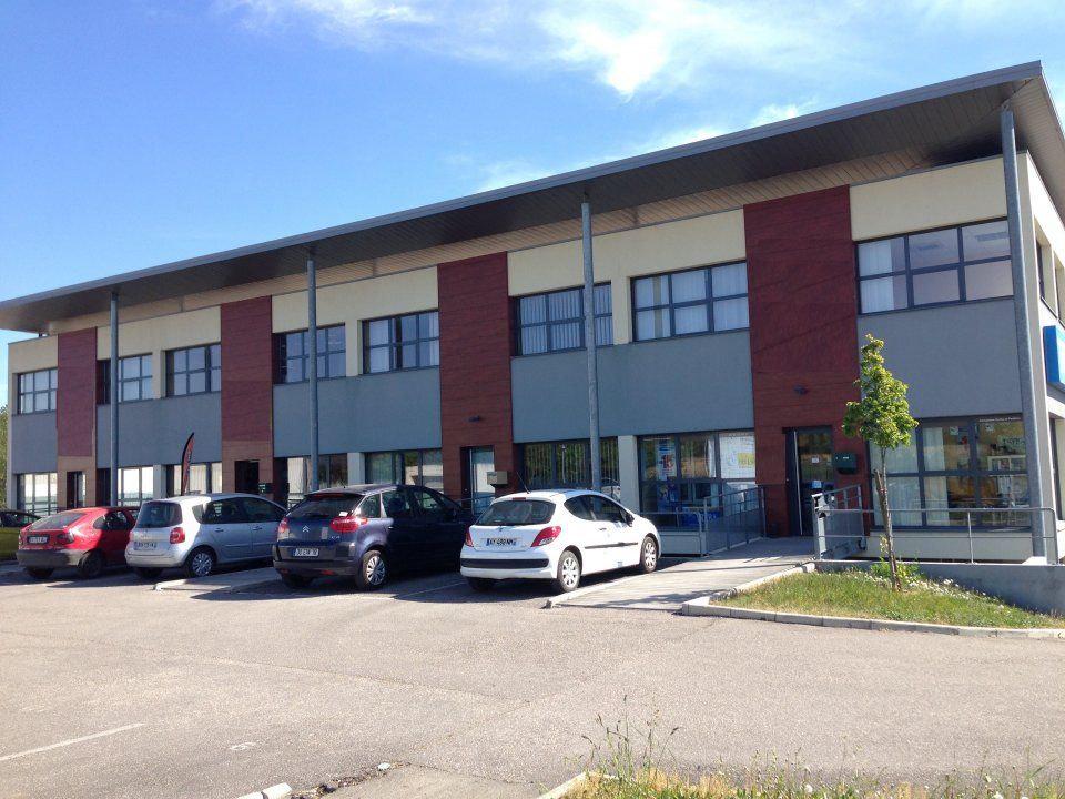Location local d''activites 295 m² non divisibles
