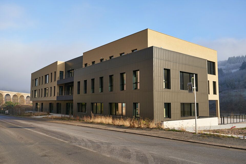 Vente bureaux 1712.5 m² divisibles à partir de 93 m²