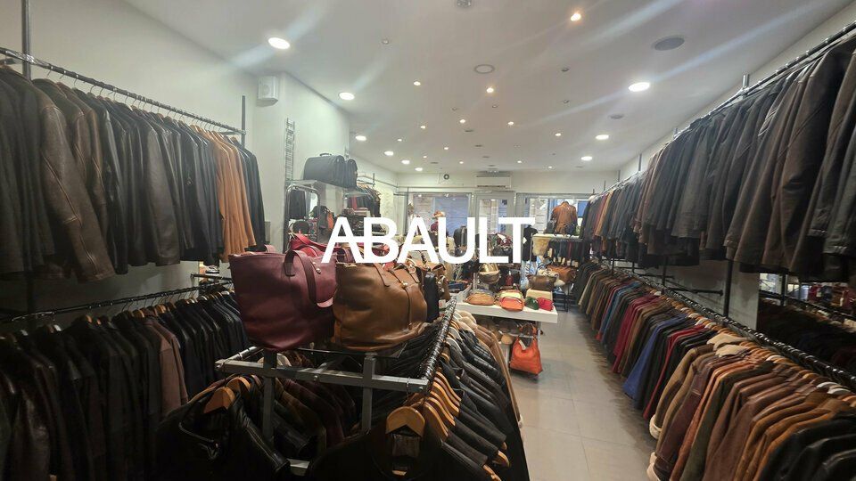 CESSION DE BAIL - LOCAL COMMERCIAL - PROXIMITE IMMEDIATE RUE SAINTE CATHERINE. 