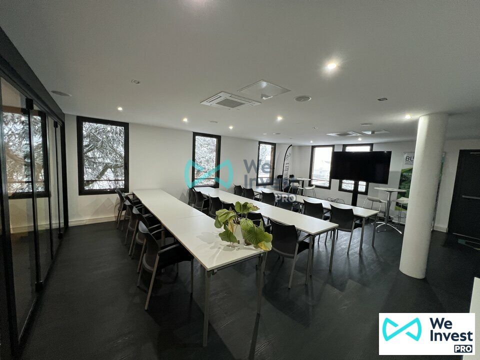 225 m² pour ce bureaux en location à Magny-le-hongre