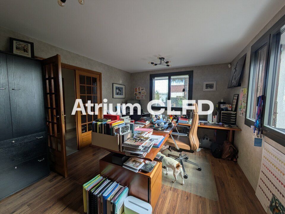 A VENDRE BUREAUX - 220M² AVEC ATELIER DE 120M² - BEAUMONT