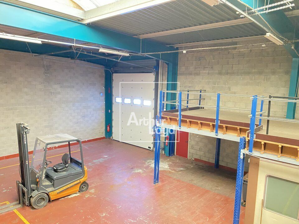 LISSES BATIMENT  A VENDRE