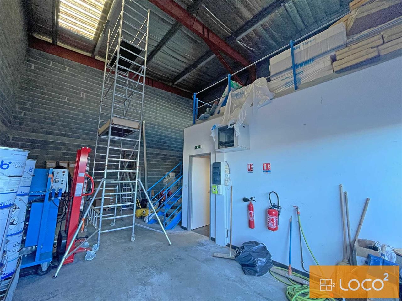 local d'activité de 121.39 m² - za pinet