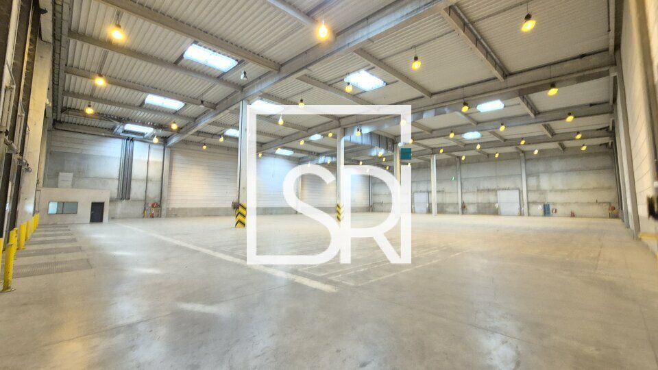 Location entrepot 5801 m² divisibles à partir de 2696 m²