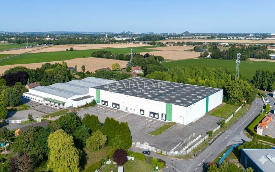 Vente entrepot 10356 m² divisibles à partir de 4462 m²