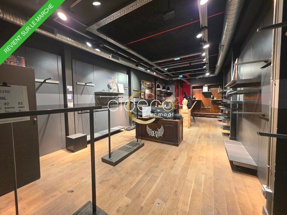 A LOUER LOCAL COMMERCIAL DANS GALERIE MARCHANDE AUBIERE (63170)