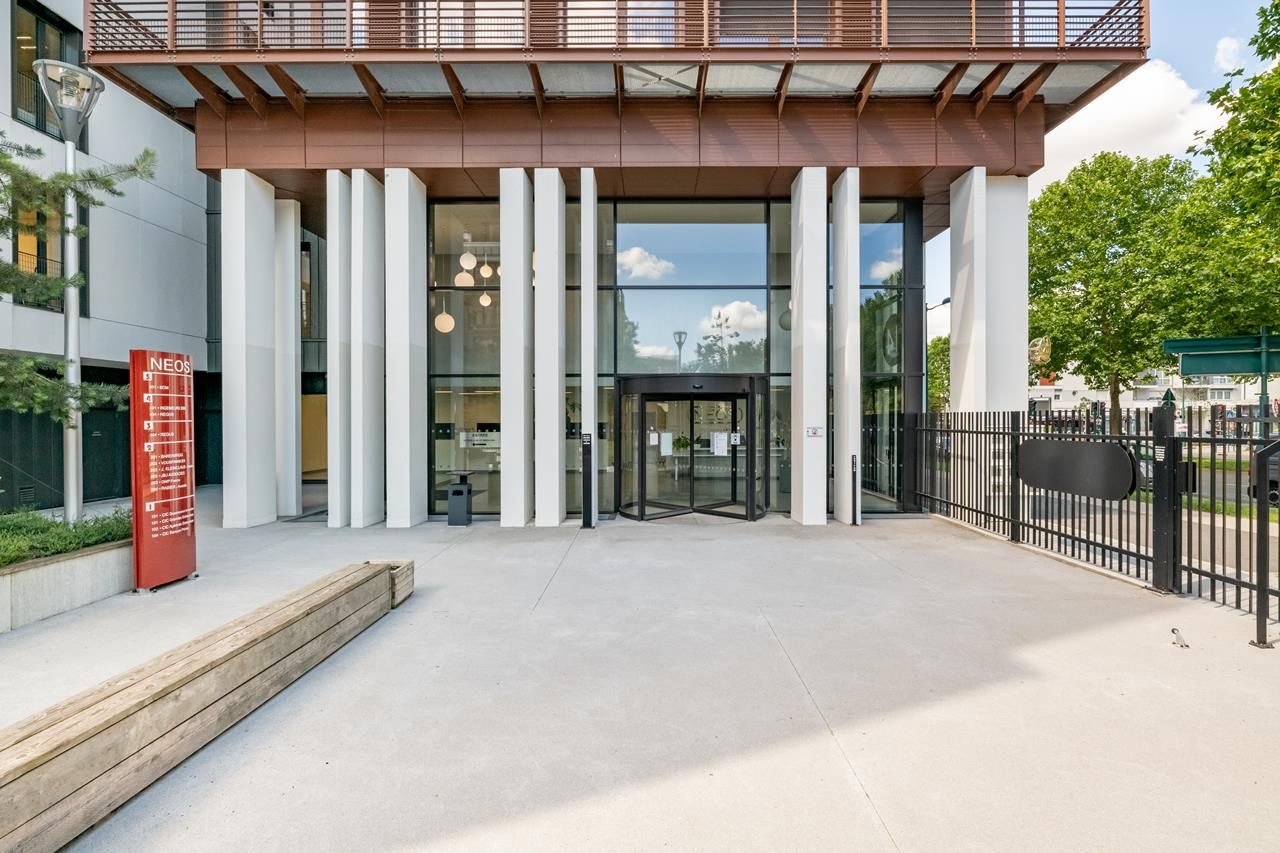 Regus_Gare Val d'Europe (4200)_Montevrain_France_Exterior_14 Avenue de l'Europe