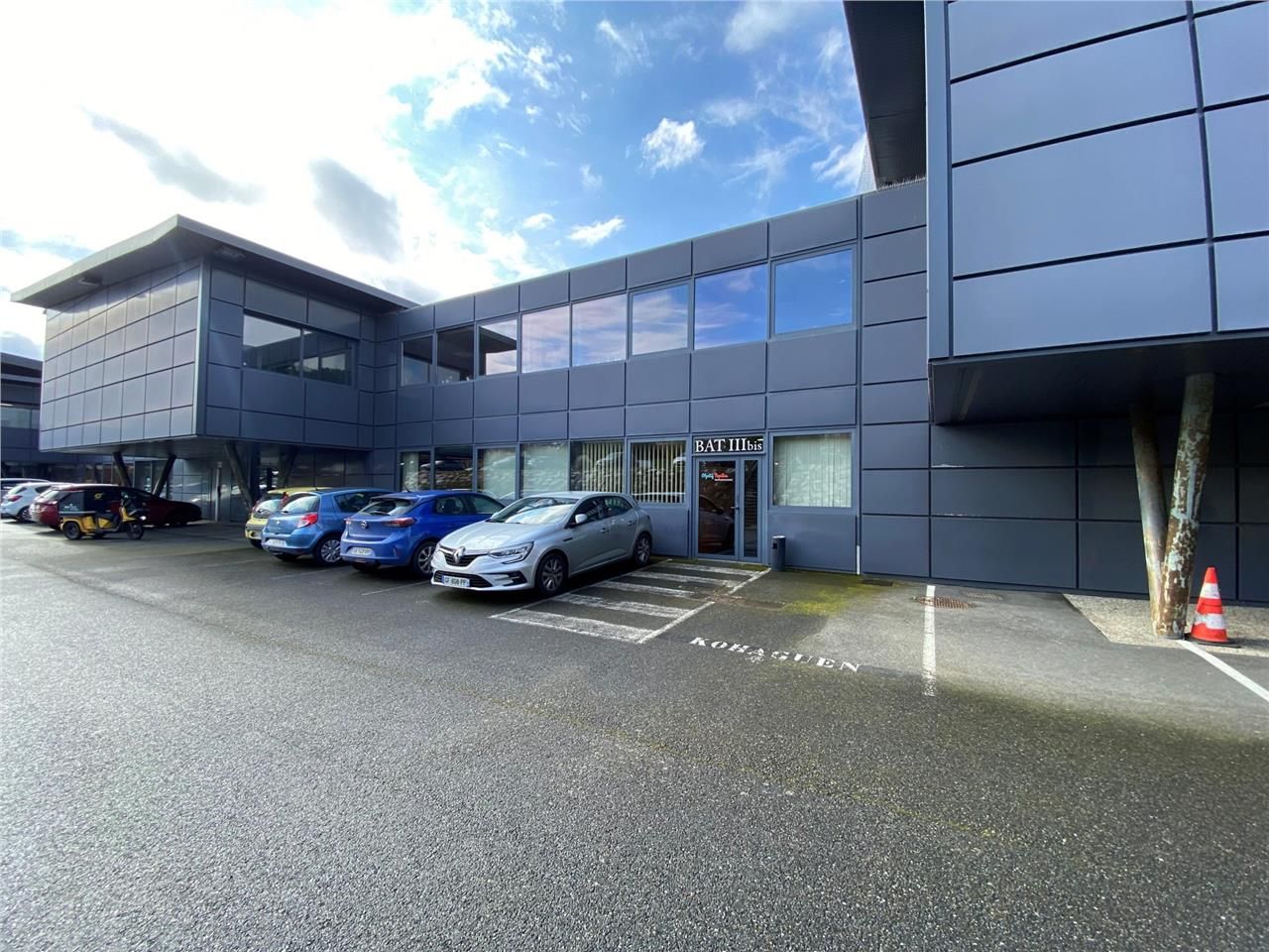 Location bureaux 211 m² à Saint-Jean