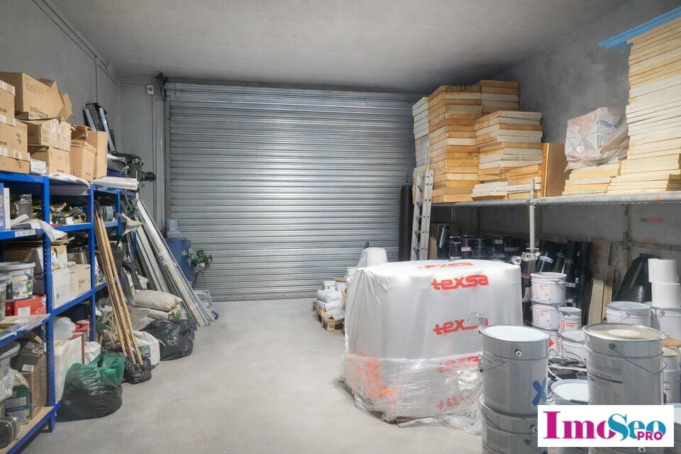 Location entrepot 90 m² non divisibles