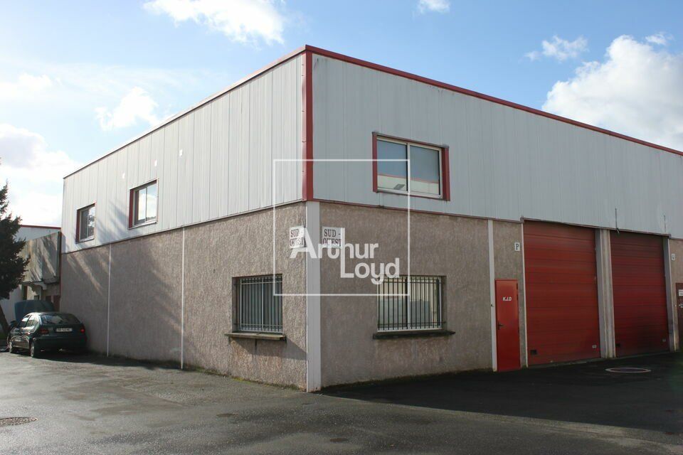 Vente local d''activites 266 m² non divisibles