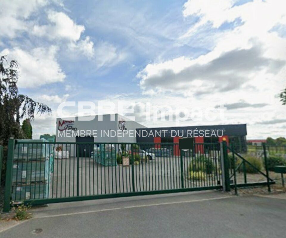 Location local d''activites 800 m² non divisibles