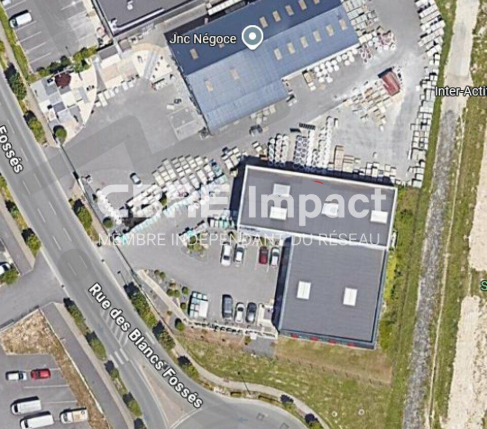 Local d'activité d'une surface de 800 m²