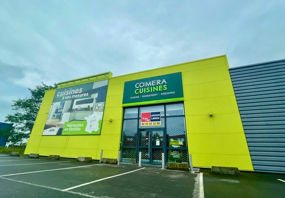 Location local commercial 537 m² non divisibles