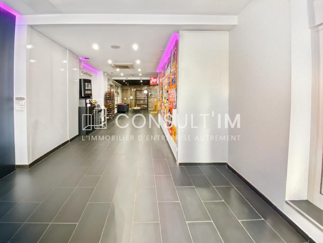 Vente bureaux 300 m² non divisibles