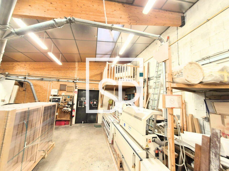 Vente entrepot 576 m² non divisibles