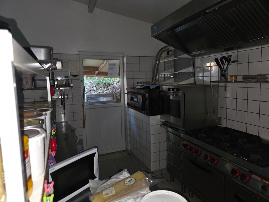 CAMPING FAMILIAL*** DANS LE LOT