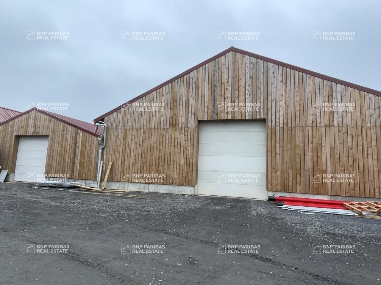 1235 m² pour ce activité en location à Bailleul